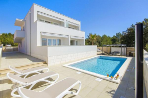 Apartments Villa V
